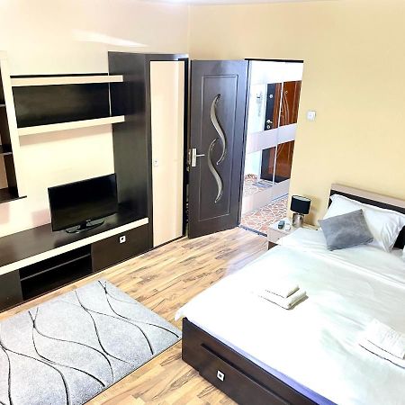Luand Apartament ヤシ エクステリア 写真