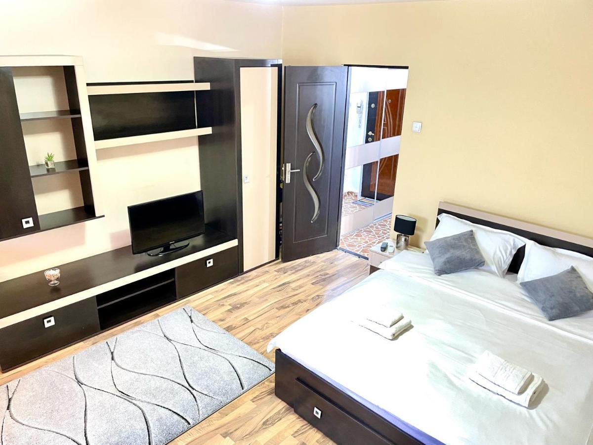 Luand Apartament ヤシ エクステリア 写真